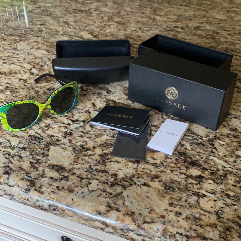 Authentic Versace Icon Pattern Sunglasses - image 1
